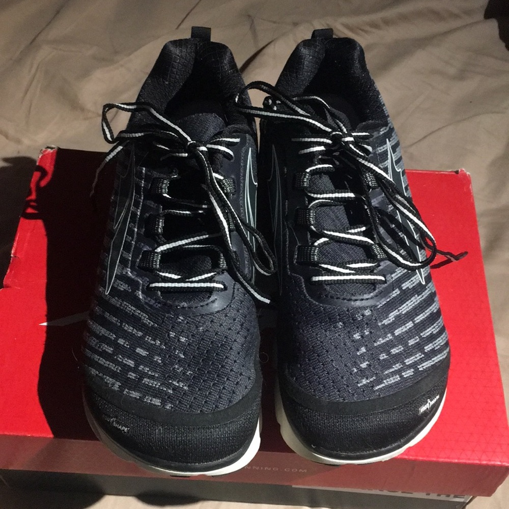 Running shoe